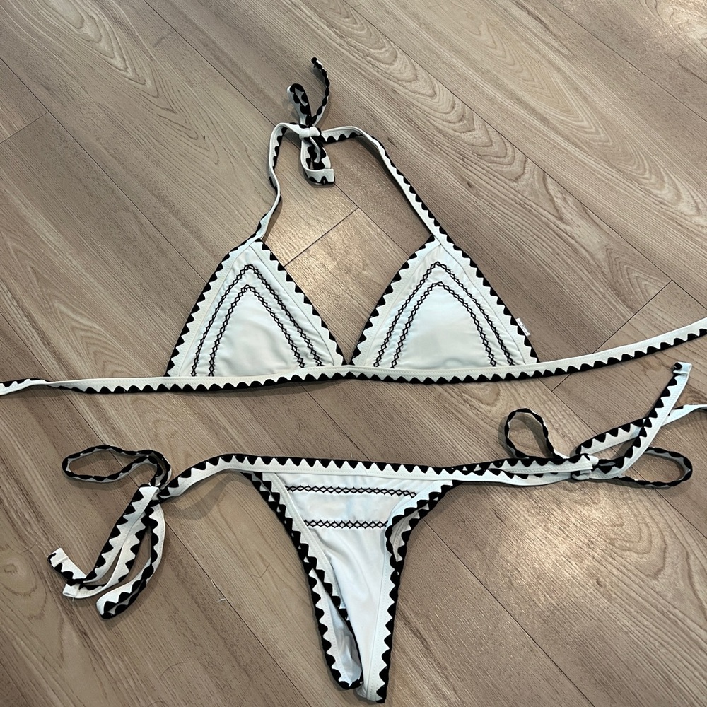 Sunny Girl Black and White Bikini